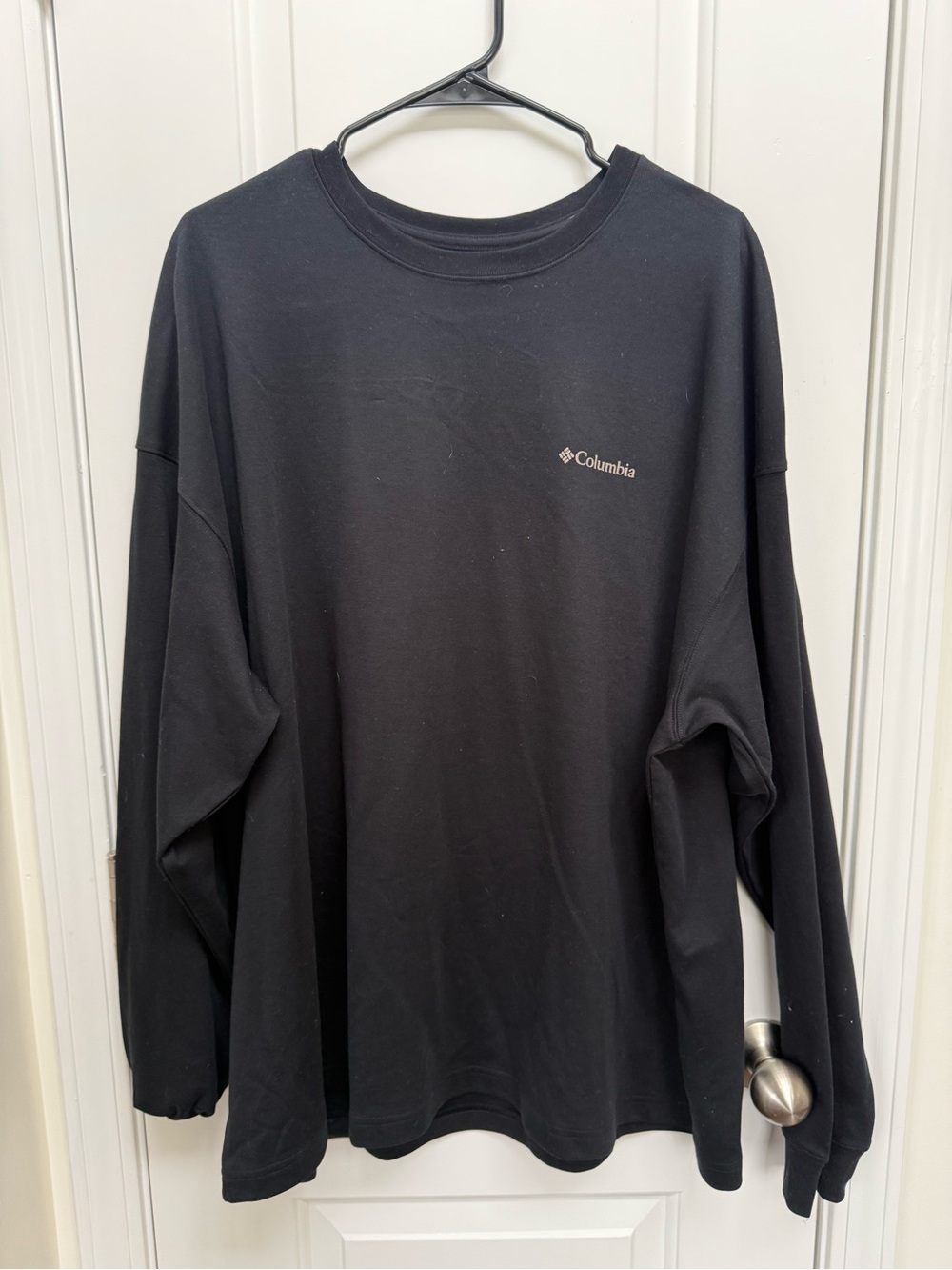 Columbia Men's Black Long-Sleeve Crew Sweatshirt- Heritage Collection